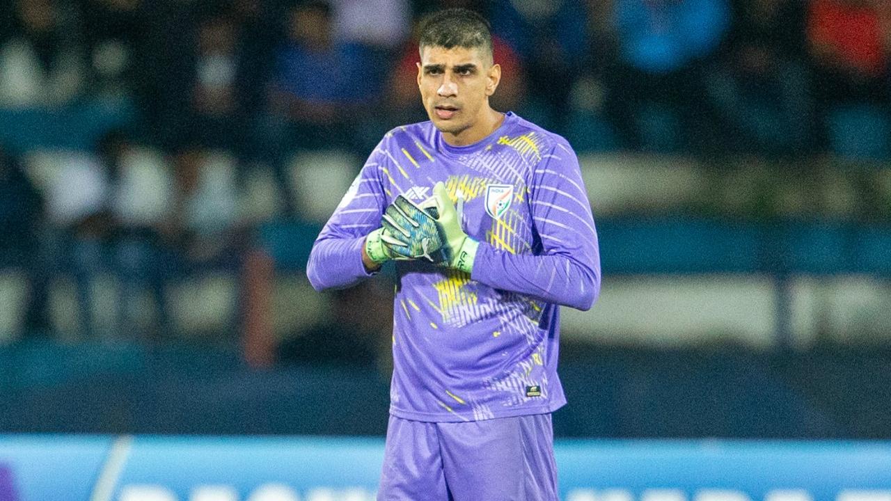 Before the shootout drama, Kuwait held a slight edge as they pressed forward for goals often in the first half. The relentlessness fetched the desired result in the 14th minute. Mobarak Al Faneeni released Abullah Al Bloushi on the left wing with a deft pass. Al Bloushi found Shabaib Al Khaldi inside the box with an accurate cross which the latter slotted past India custodian Gurpreet Singh Sandhu to give Kuwait 1-0 lead.