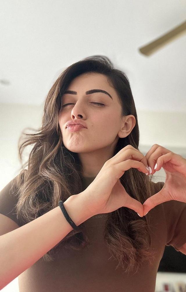 Mumbai Meri Jaan with Hansika Motwani