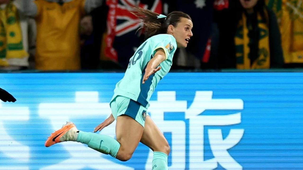 Women's World Cup: Hayley Raso stars as Australia defeat Canada to reach last 16