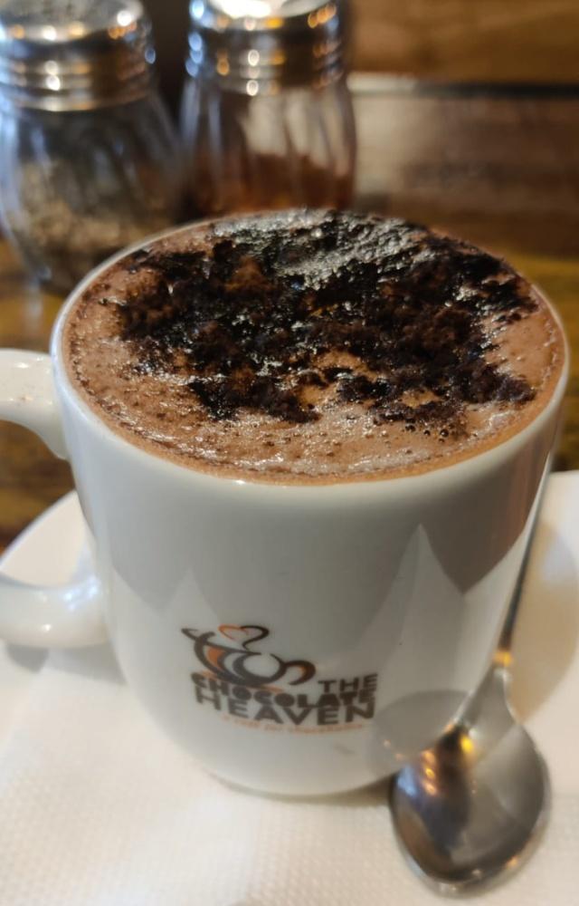 The name does complete justice to all things chocolate served at this café. They serve 6 different varieties of hot chocolate. Cost: Rs 200-210 