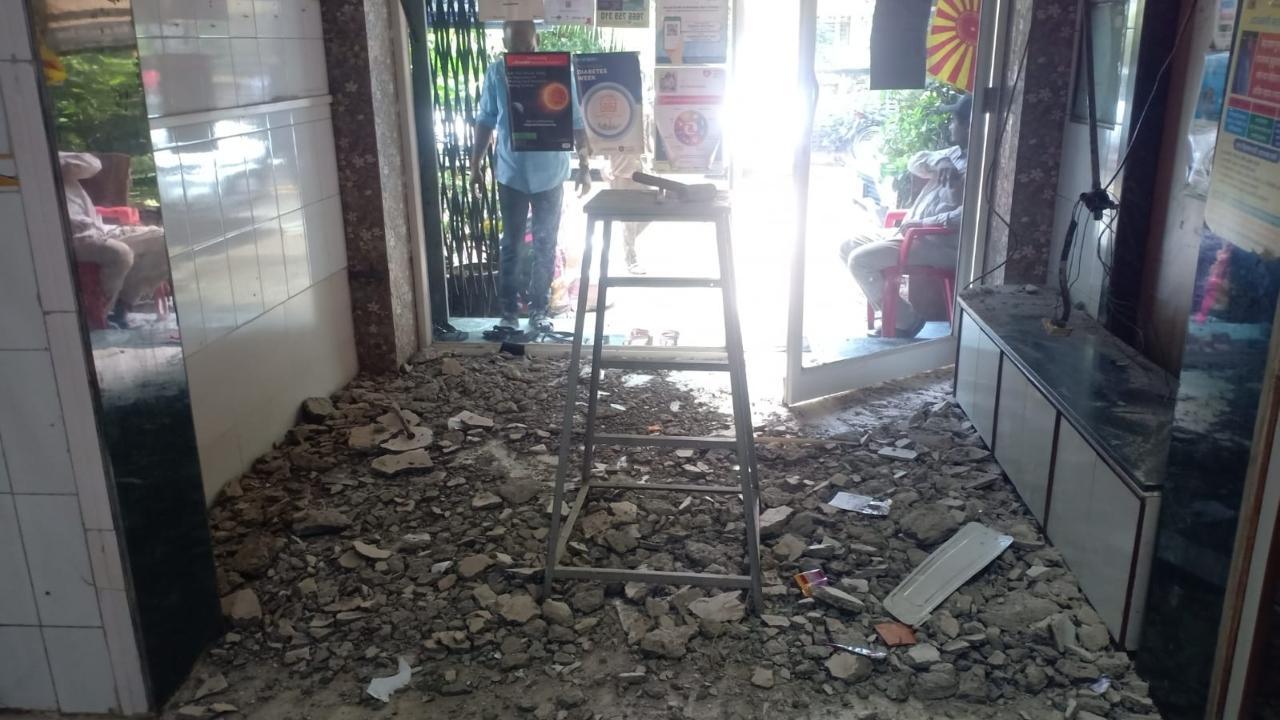 Maharashtra: Parts of hospital ceiling collapses in Thane, woman injured