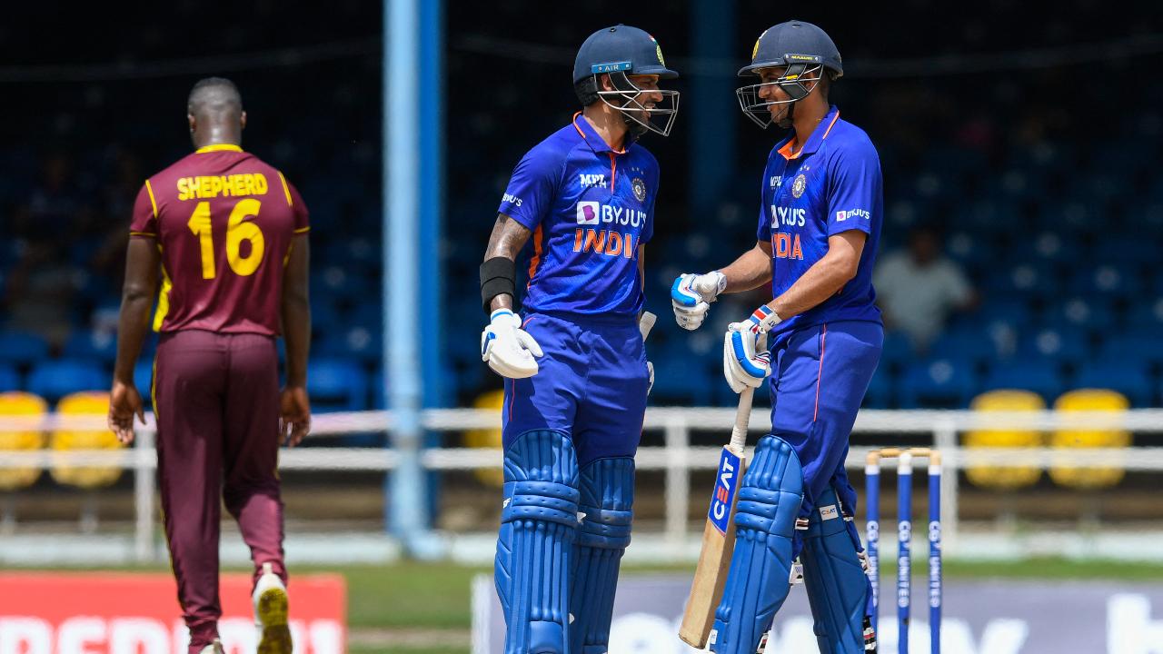 Better known as the 'revenge series' after Windies' loss to India at the 1983 World Cup final, there was no stopping the power-hitter Viv Richards during the fourth ODI in Jamshedpur. Even Sunil Gavaskar's 83 couldn't take India anywhere near the target as Men in Blue eventually lost by 104 runs