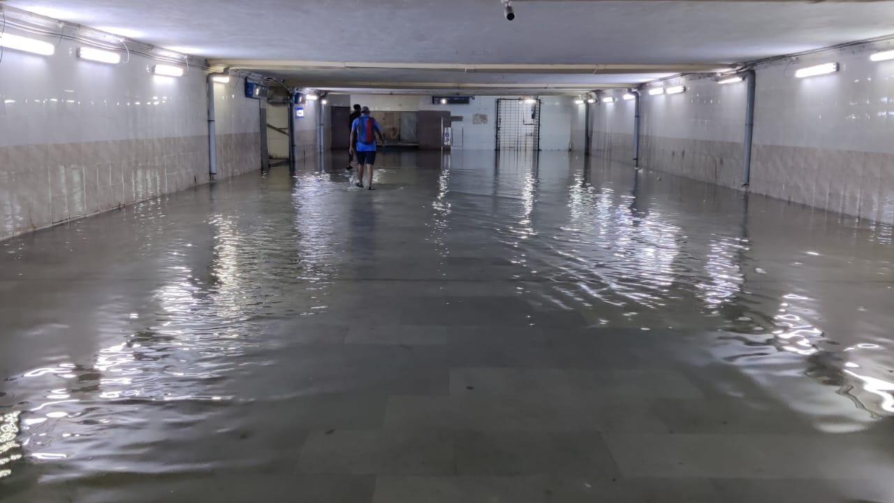 Moderate to heavy rainfall in Mumbai; orange alert for July 19