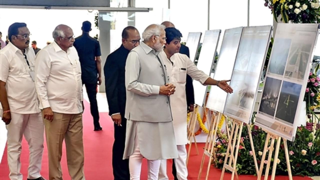 From the venue, the PM will dedicate packages 8 and 9 of the Saurashtra Narmada Avtaran Irrigation (SAUNI) Yojana
 
