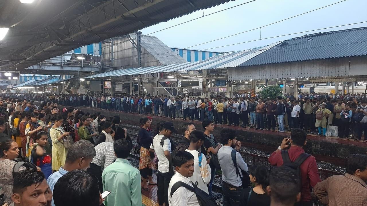 IN PHOTOS: Mumbai local train services disrupted due to heavy rains