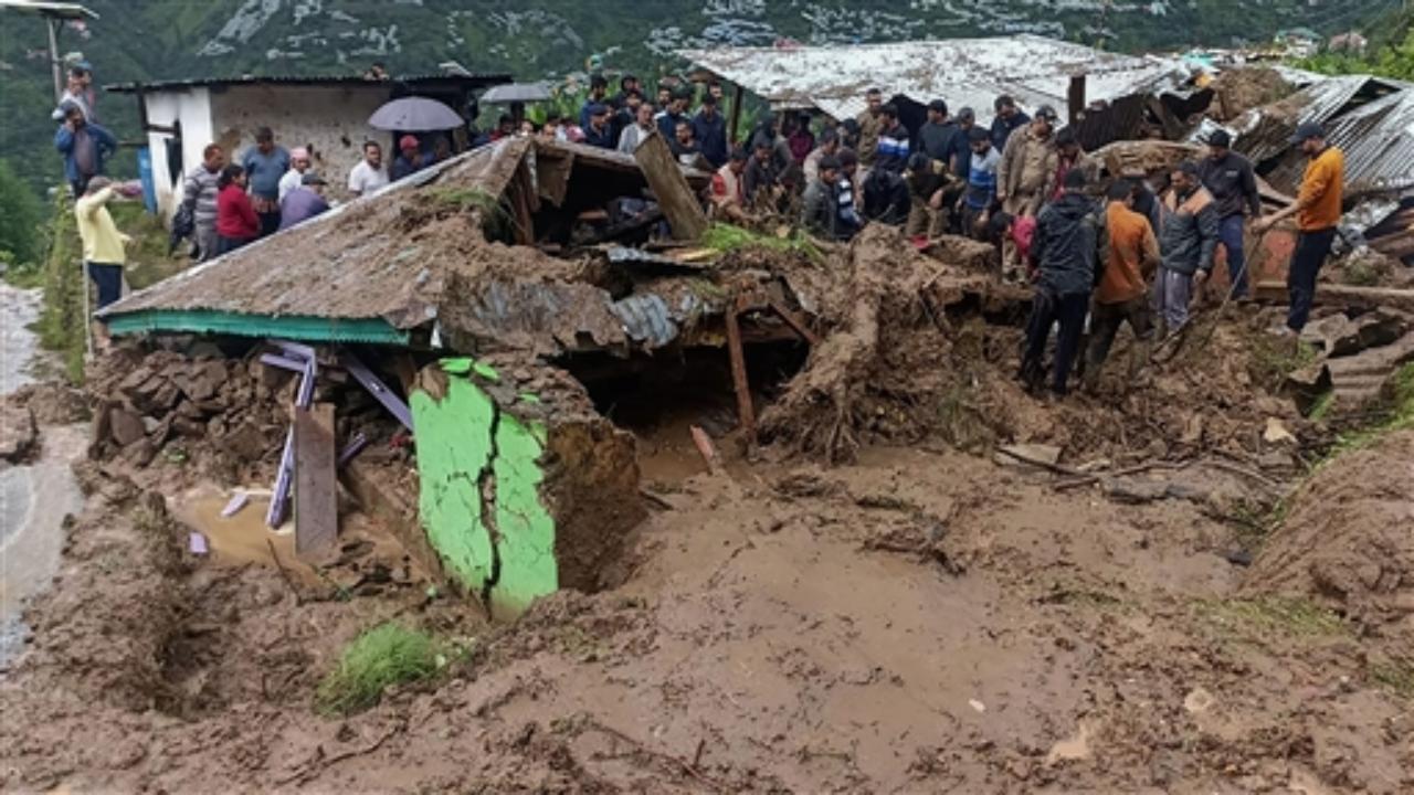 National Highway 21 is blocked at 6 mile (name of the place). This is the same place where the commuters were struck for almost 24 hours on June 27 last due to a landslide. Mandi-Kullu road via Kamand was also blocked near Ghoda farm. The Manali-Chandigarh also caved in near Manali
 