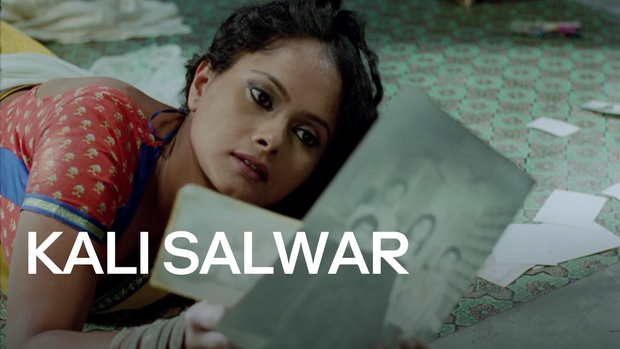 Kali Salwar
Speaking of Sadat Hasan Manto, a novelist who singularly captures the pulse of everyday Mumbai, Kali Salwar is a film that is an adaptation of the writer's eponymous story