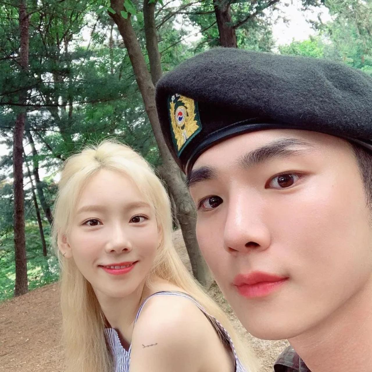 SHINEE's Key and Taeyeon 
Taeyeon and Key have been best friends since pre-debut when they trained together to become the top idols that they are now. They surprised fans with a sweet picture of Taeyeon visiting her friend during his military service