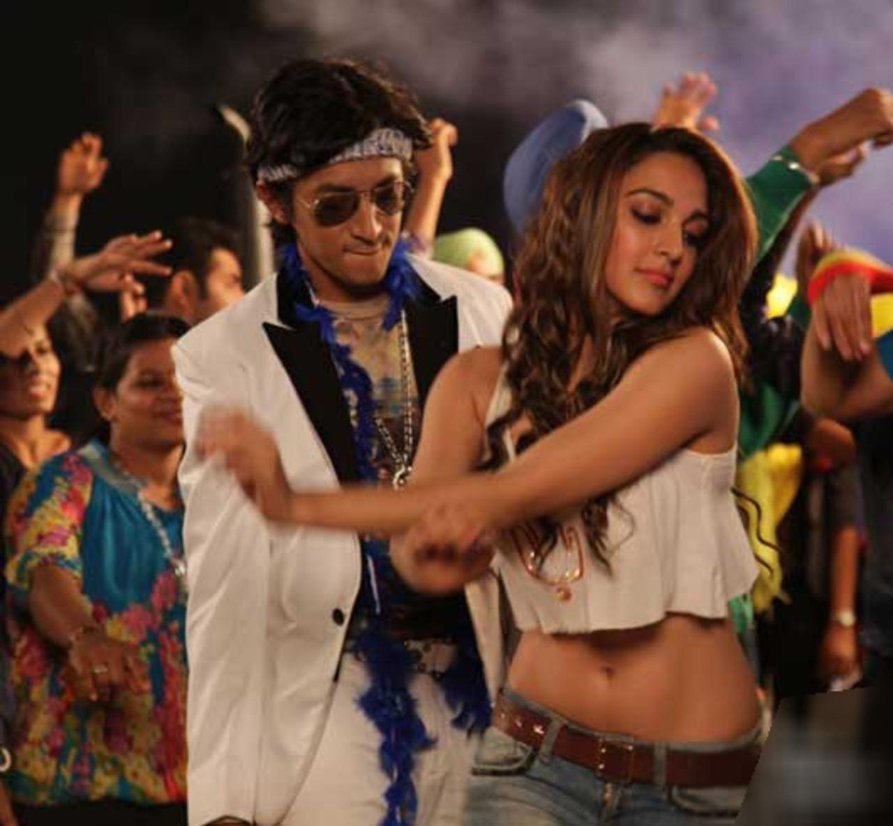 Fugly (2014)
Directed by Kabir Sadanand, the film was a box office dud. The film revolves around a policeman who blackmails college friends Dev, Gaurav, Aditya and Devi after framing them for a murder he himself committed. The friends do everything possible to put an end to his harassment
