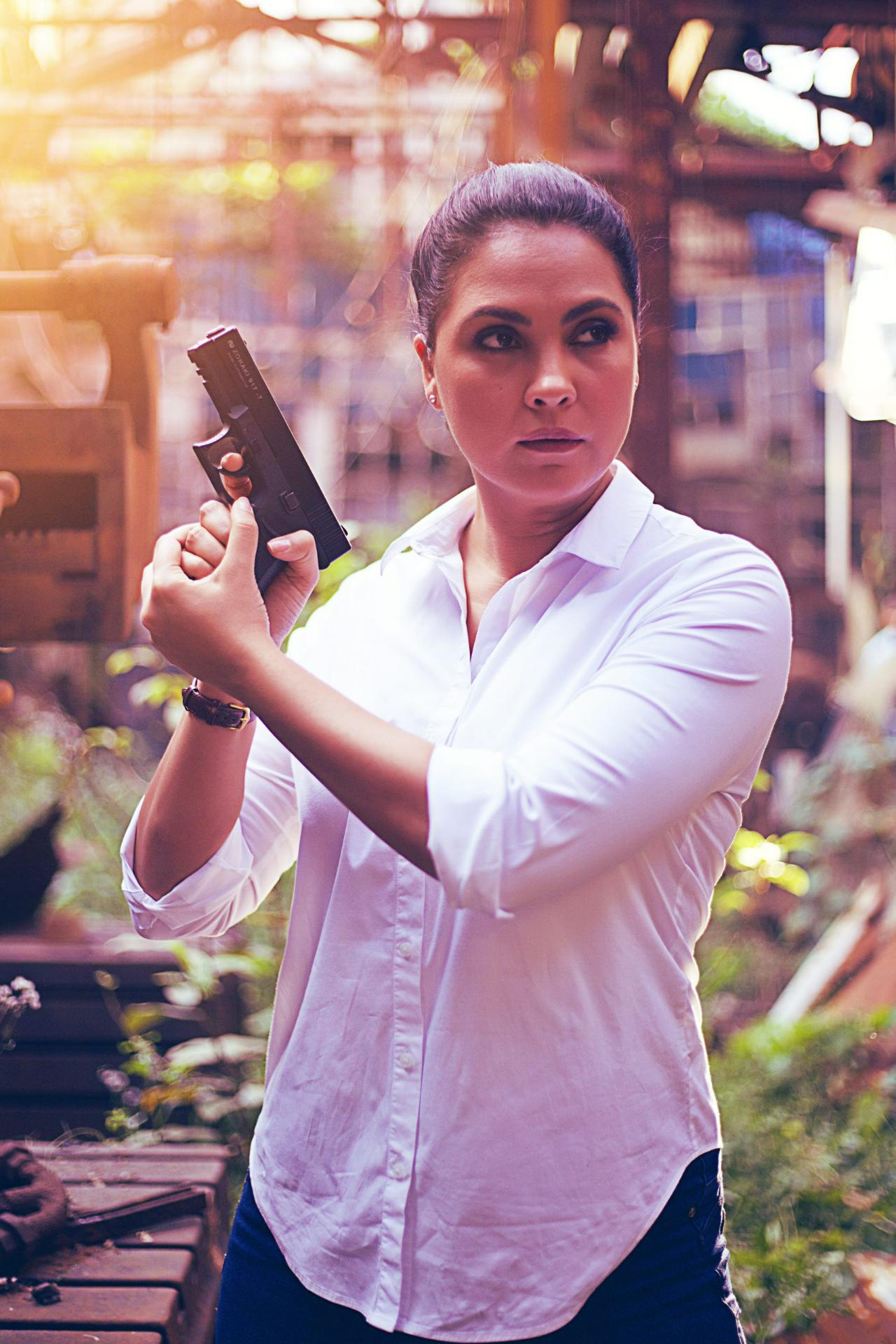 Lara Dutta in Hundred
Lara Dutta took a break for some time after becoming a mother. She made her comeback with the comedy series, Hundred and played the role of a female cop who is racing against time