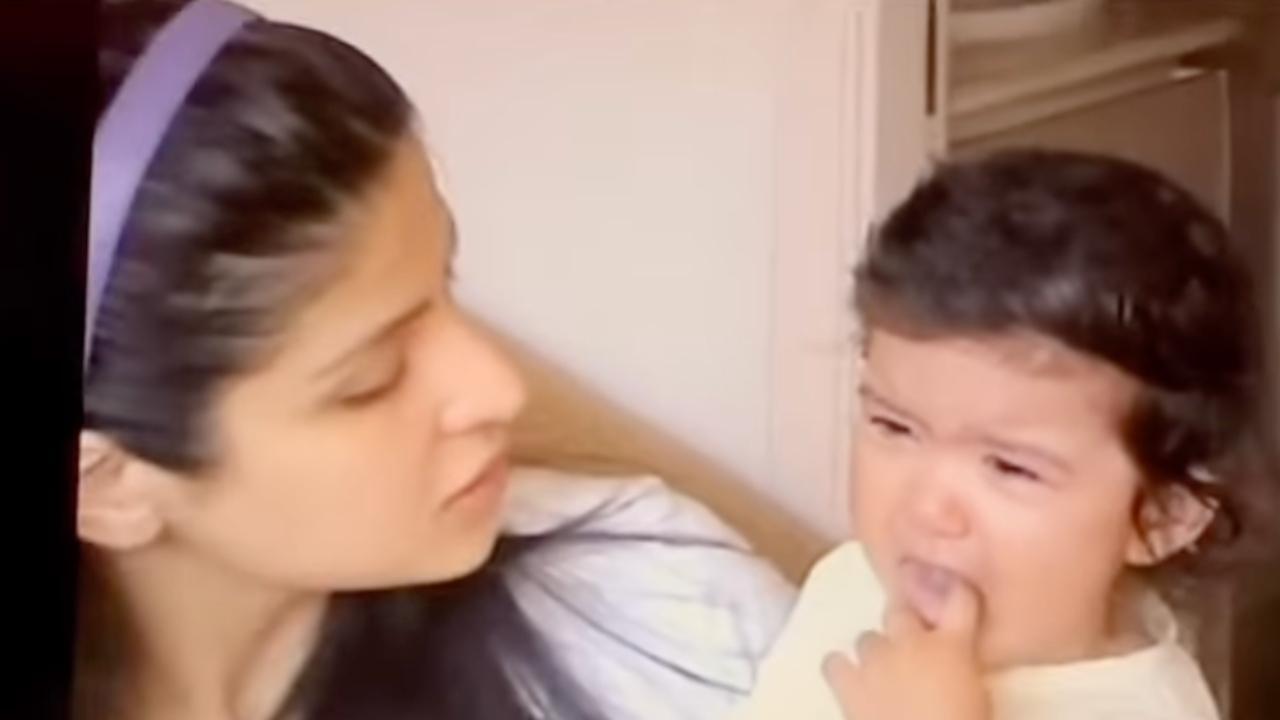 Maheep Kapoor shares cute video of herself and Shanaya Kapoor on Instagram 