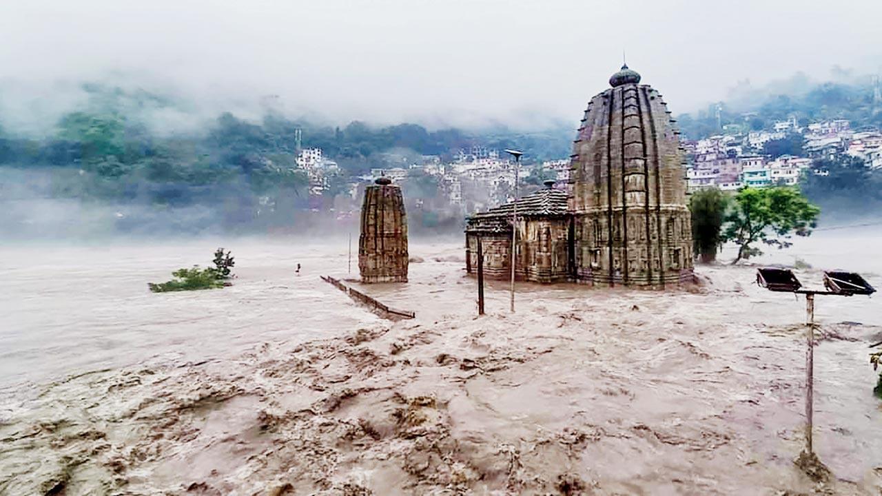 Rains unleashes deaths and devastation: 16 killed in north India