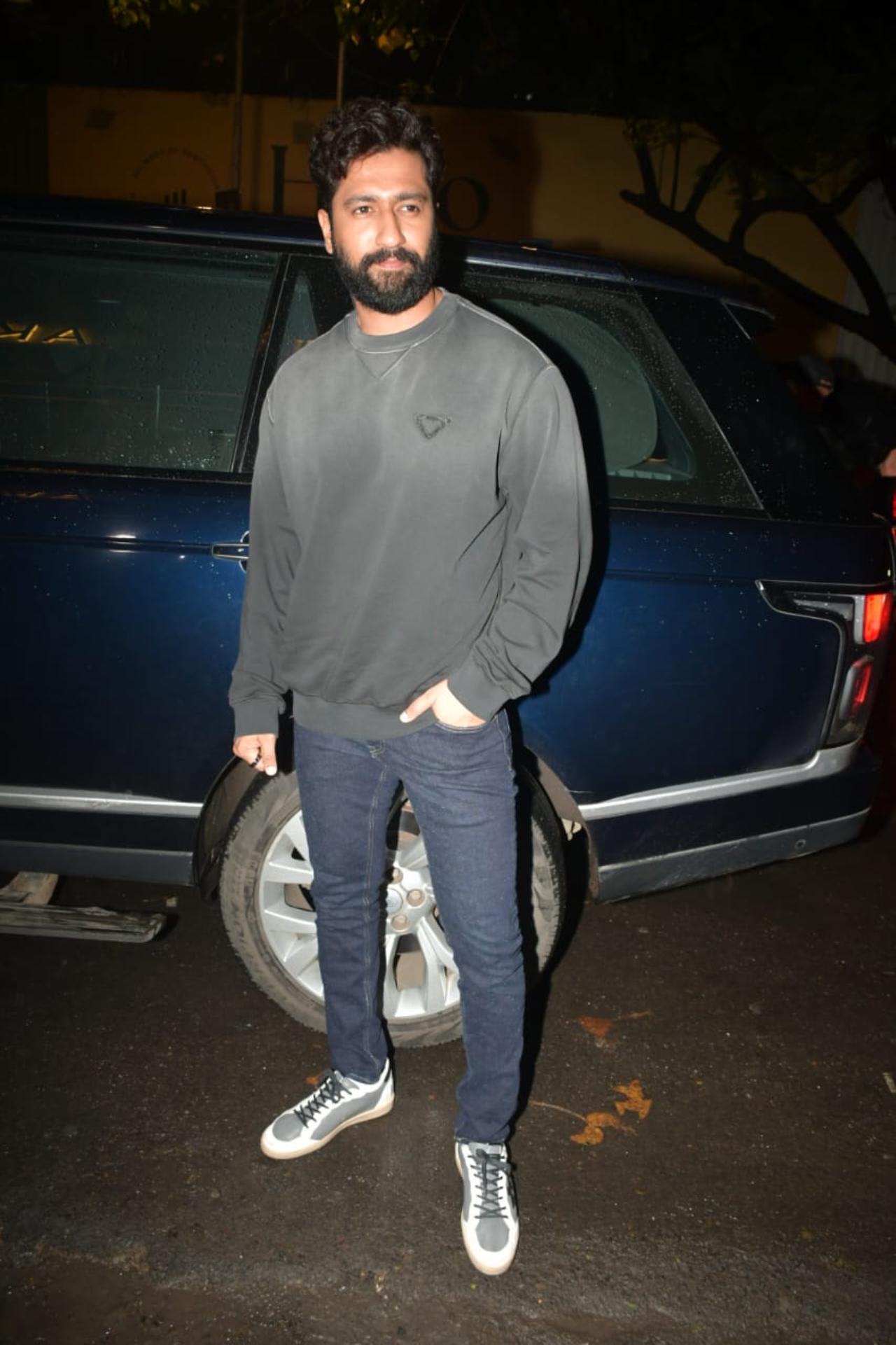 Man of the hour, Vicky Kaushal looked cool in a grey sweatshirt and jeans