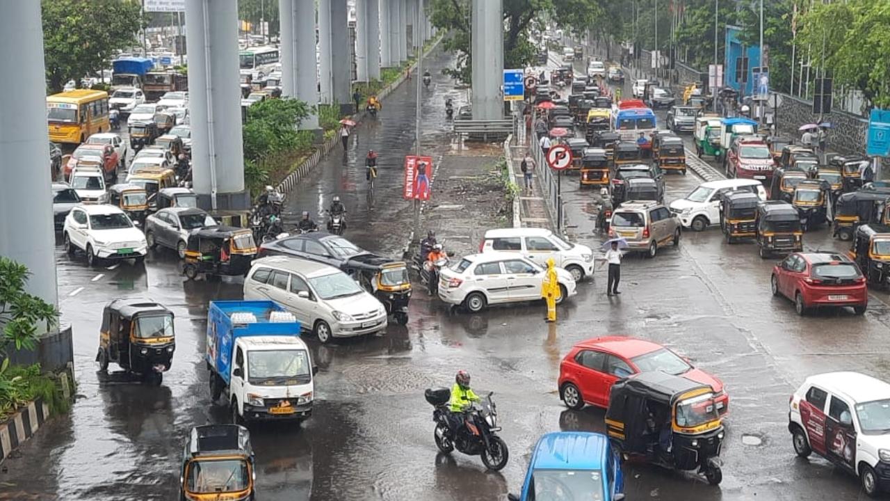 Due to heavy rains in the city, traffic snarls were witnessed on Tuesday morning at the Western Express Highway in Borivali