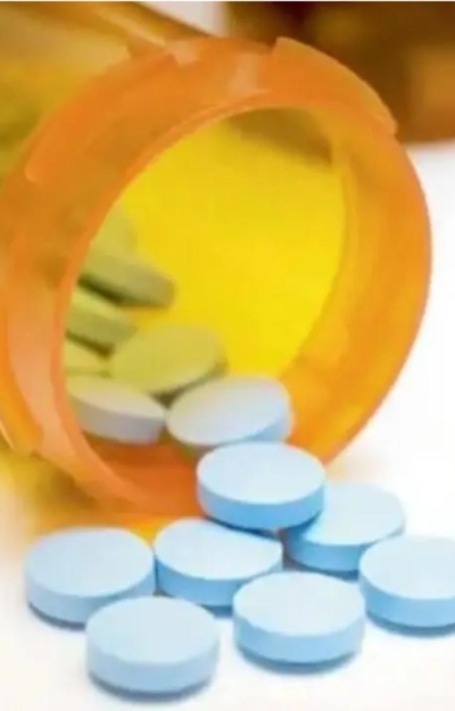 5 Health Risks Of Consuming Painkillers 5-health-risks-of-consuming-painkillers