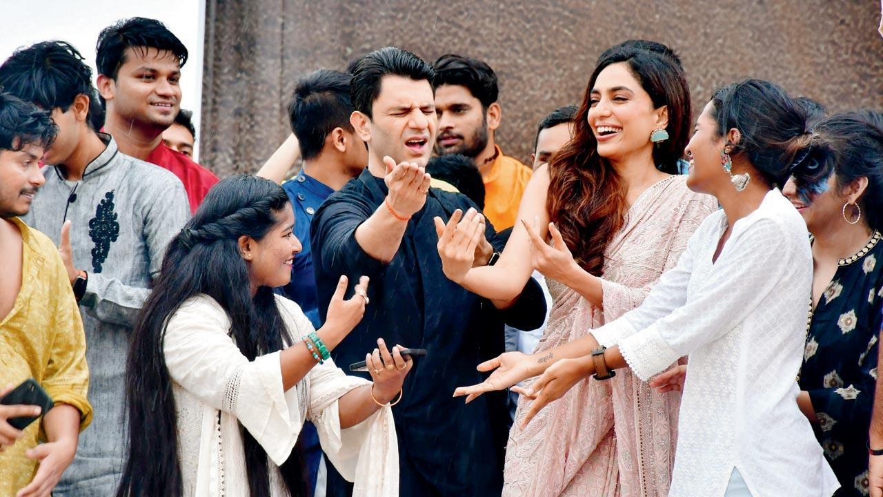 Have you heard? Hum bhi baarati