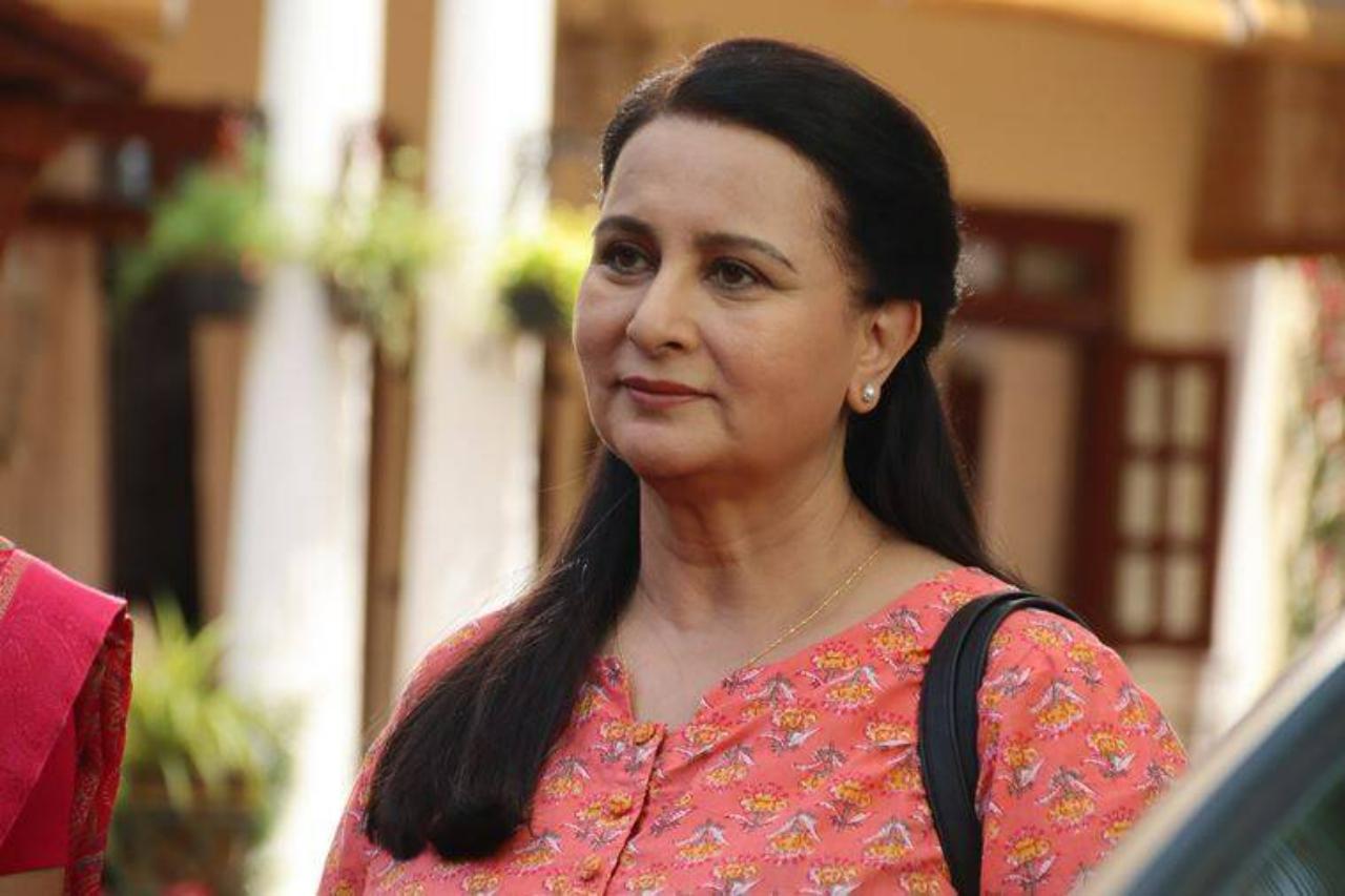 Poonam Dhillon in Dil Bekaraar
Poonam perfectly played the role of a mother in this web series. She opened up about how OTT has created opportunities and more versatile roles for artists, irrespective of age. “With OTT, though, things are definitely opening up. Now we have roles and characters which are specially made for women and men in their forties, fifties, sixties and eighties. I can see the change happening,” Outlook reported