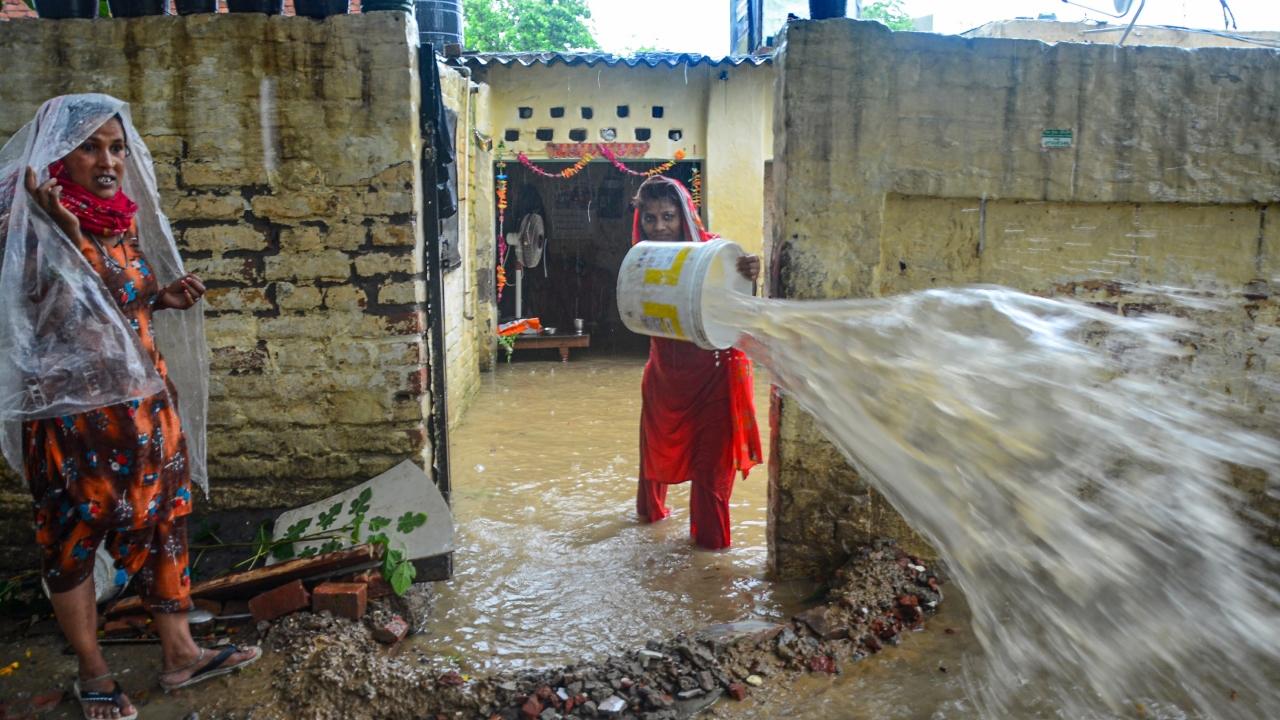 In some places in Punjab, there were breaches in distributaries and minor canals. Fields were reportedly inundated at many places in Punjab and parts of Haryana causing crop damage