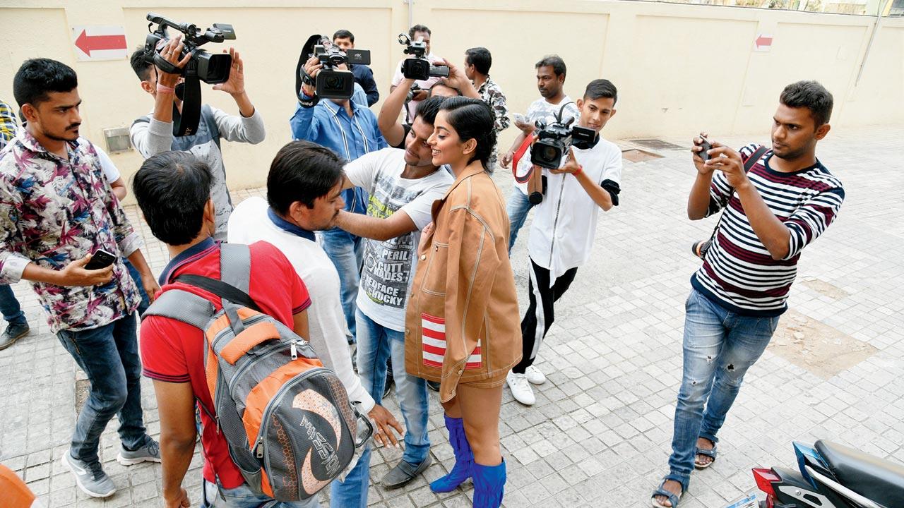 Most paps, who hang outside cafés in Bandra, are hired stringers, who are paid a pittance. They are usually fans themselves and just want to be close to their favourite star