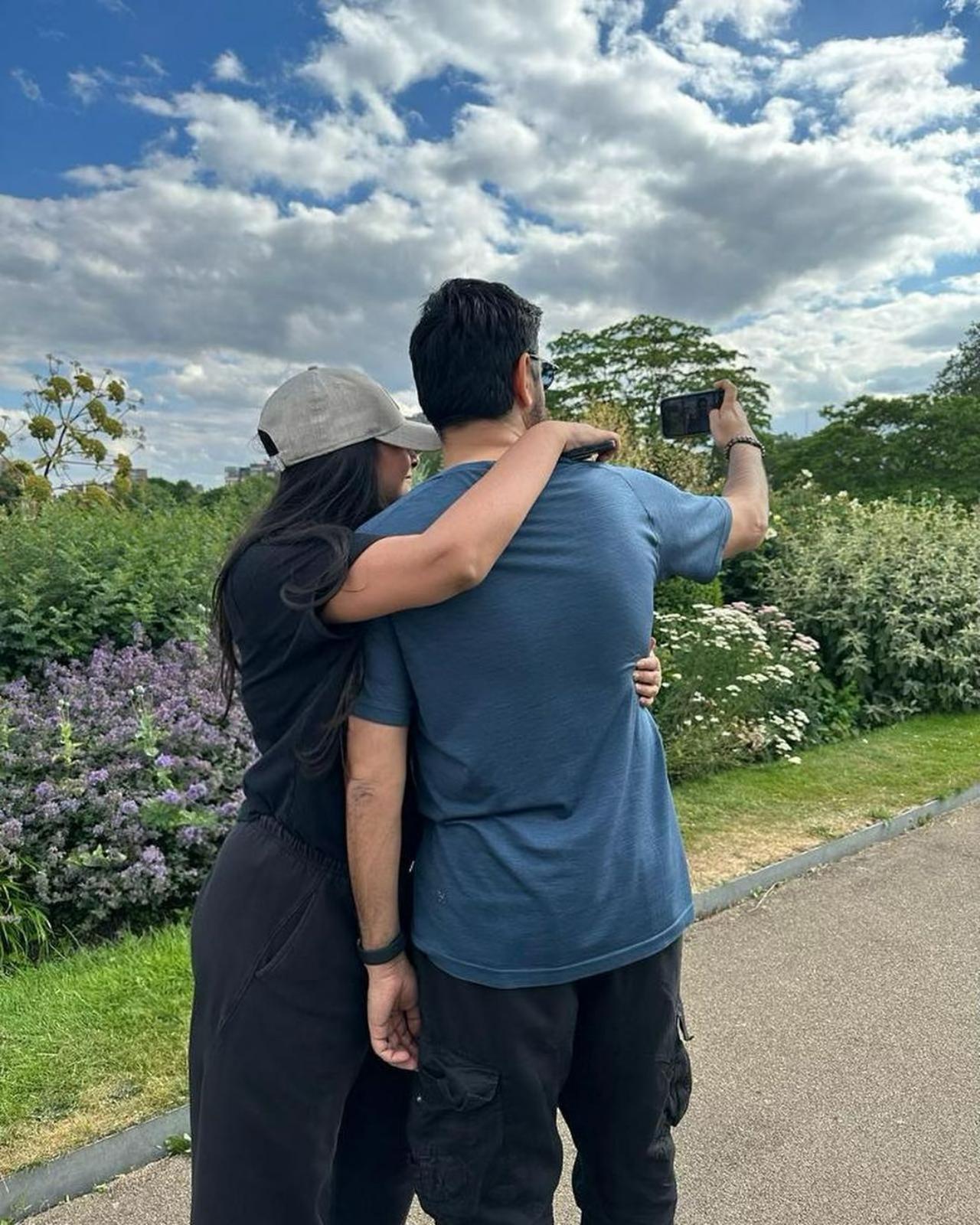 The master behind the camera appears! Rhea Kapoor takes a selfie with hsband Karan Boolani against a stunning summer sky