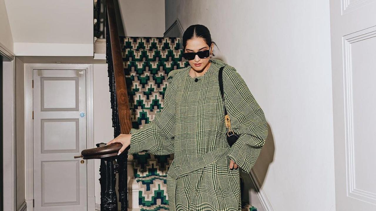Fashionista Sonam Kapoor attends Wimbledon final 2023 in style