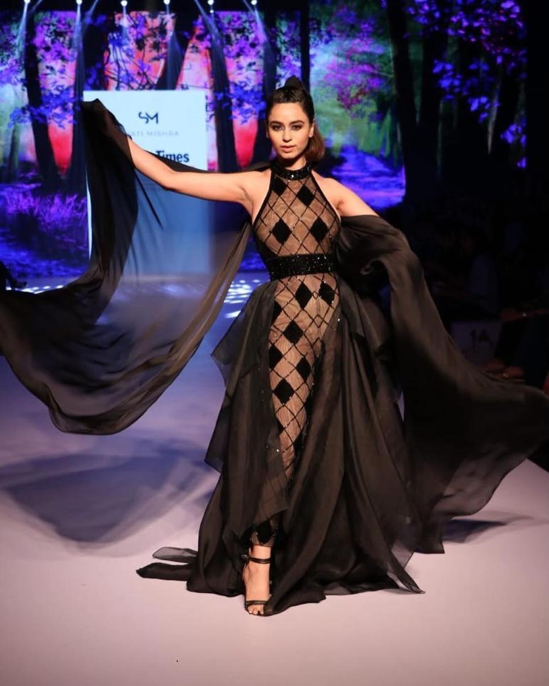 The most dramatic outfit I have worn
It's the outfit I wore as showstopper for Swati Mishra