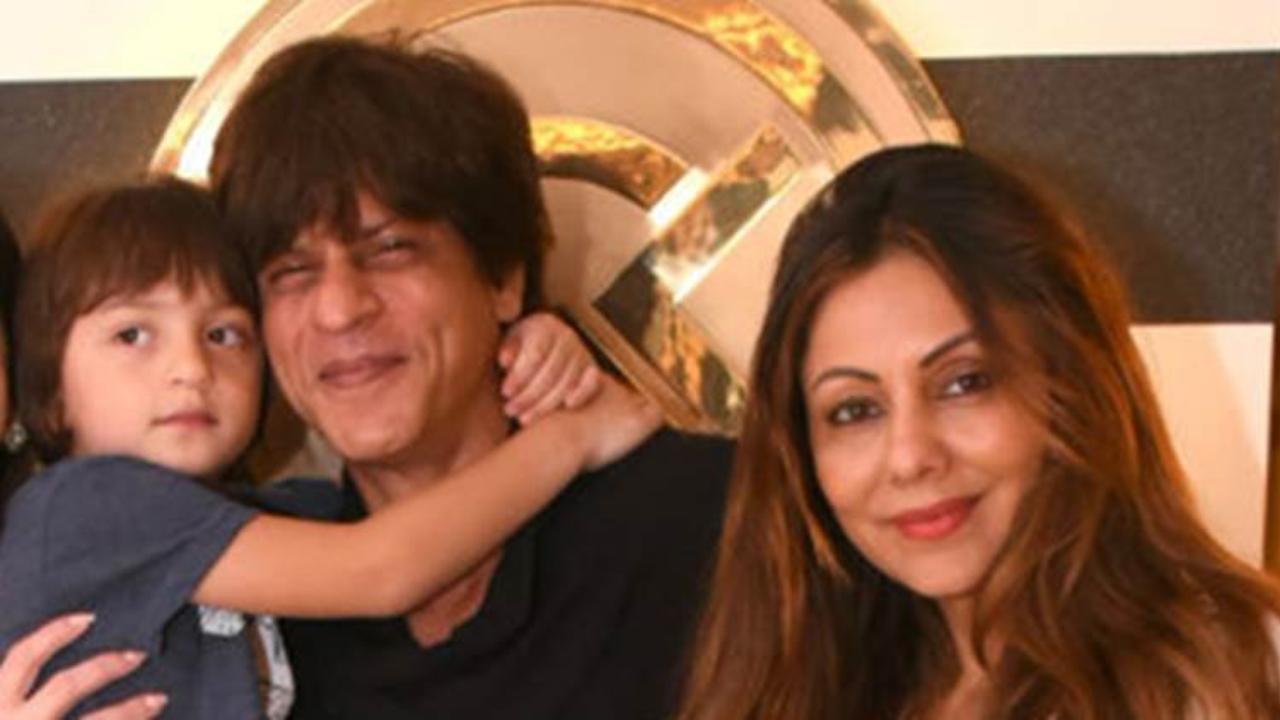 Shah Rukh Khan reveals wife Gauri and son AbRam`s reactions to Jawan prevue