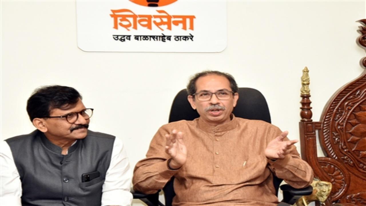  Shiv Sena (UBT) chief Uddhav Thackeray on Tuesday targeted Prime Minister Narendra Modi over his comments on a 