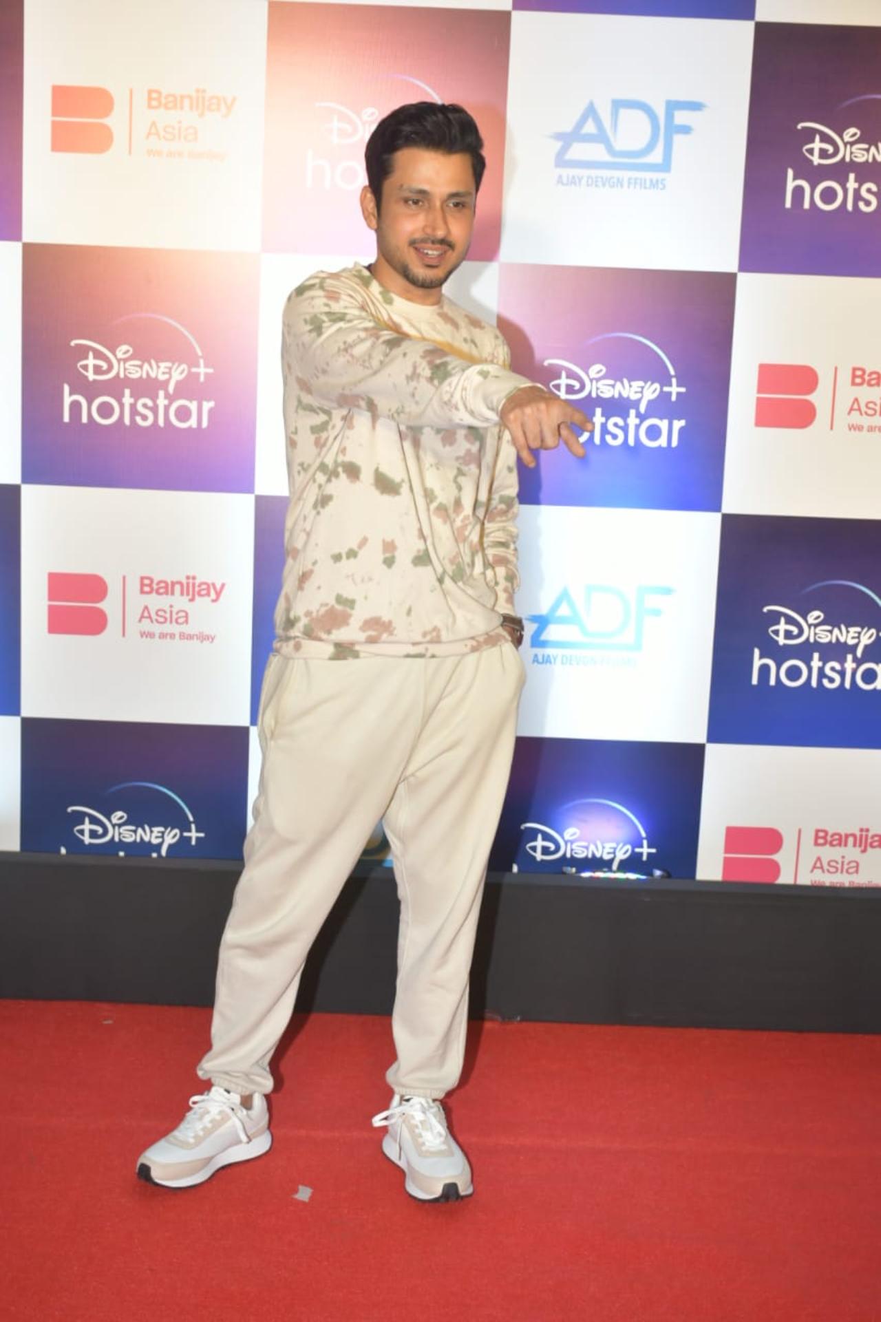 Amol Parashar was seen getting candid with the paparazzi
