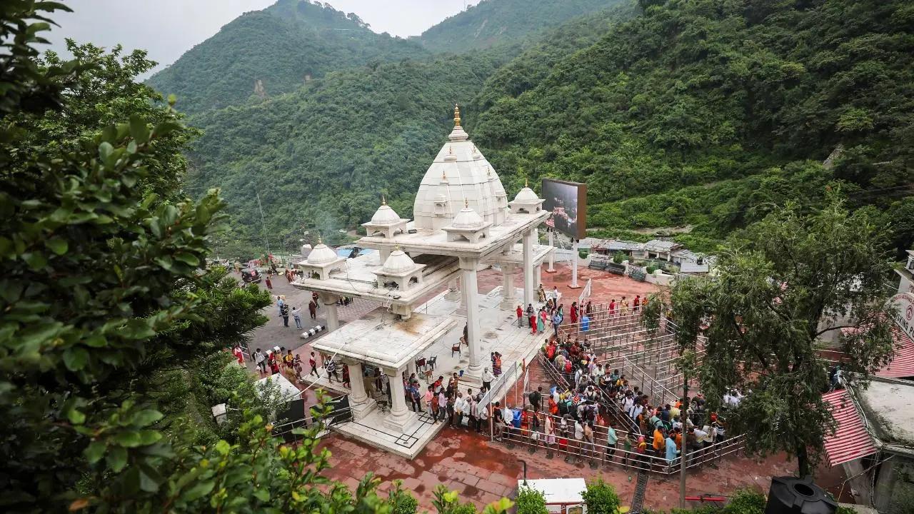 Vaishno Devi yatra on new track suspended as Katra witnesses record rainfall
