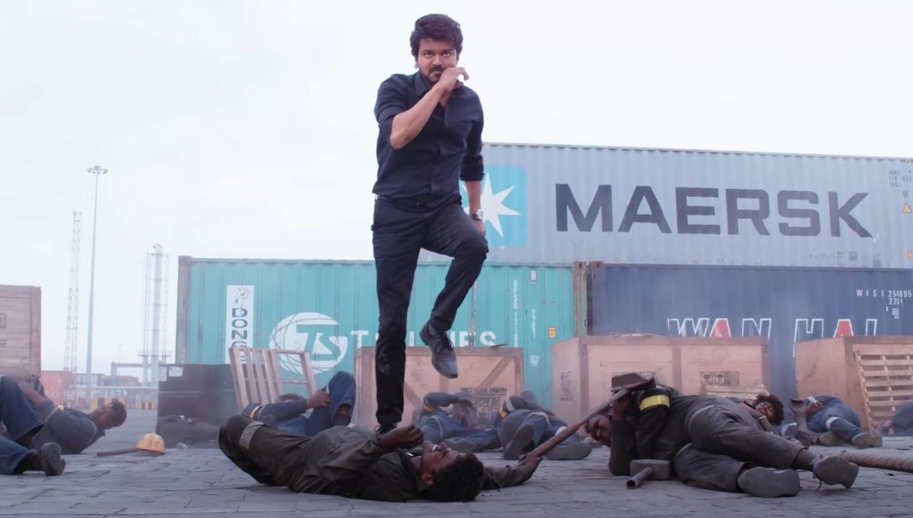 Varisu is a Tamil film that stars some famous South Indian actors like Vijay, Rashmika Mandanna, R. Sarathkumar, Shaam, Srikanth, Prabhu, Jayasudha, Prakash Raj, and many more such celebrities. 