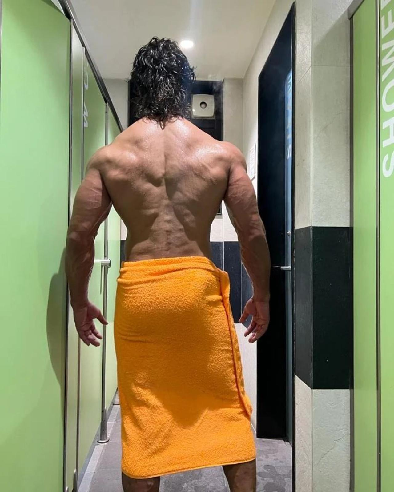 Vidyut Jammwal follows a rigorous fitness regime that combines martial arts, callisthenics, gymnastics, and weight training. To maintain his fitness level, Vidyut follows a strict diet that includes a balance of proteins, carbohydrates, healthy fats, and plenty of fresh fruits and vegetables. He also stays away from processed foods and sugary beverages