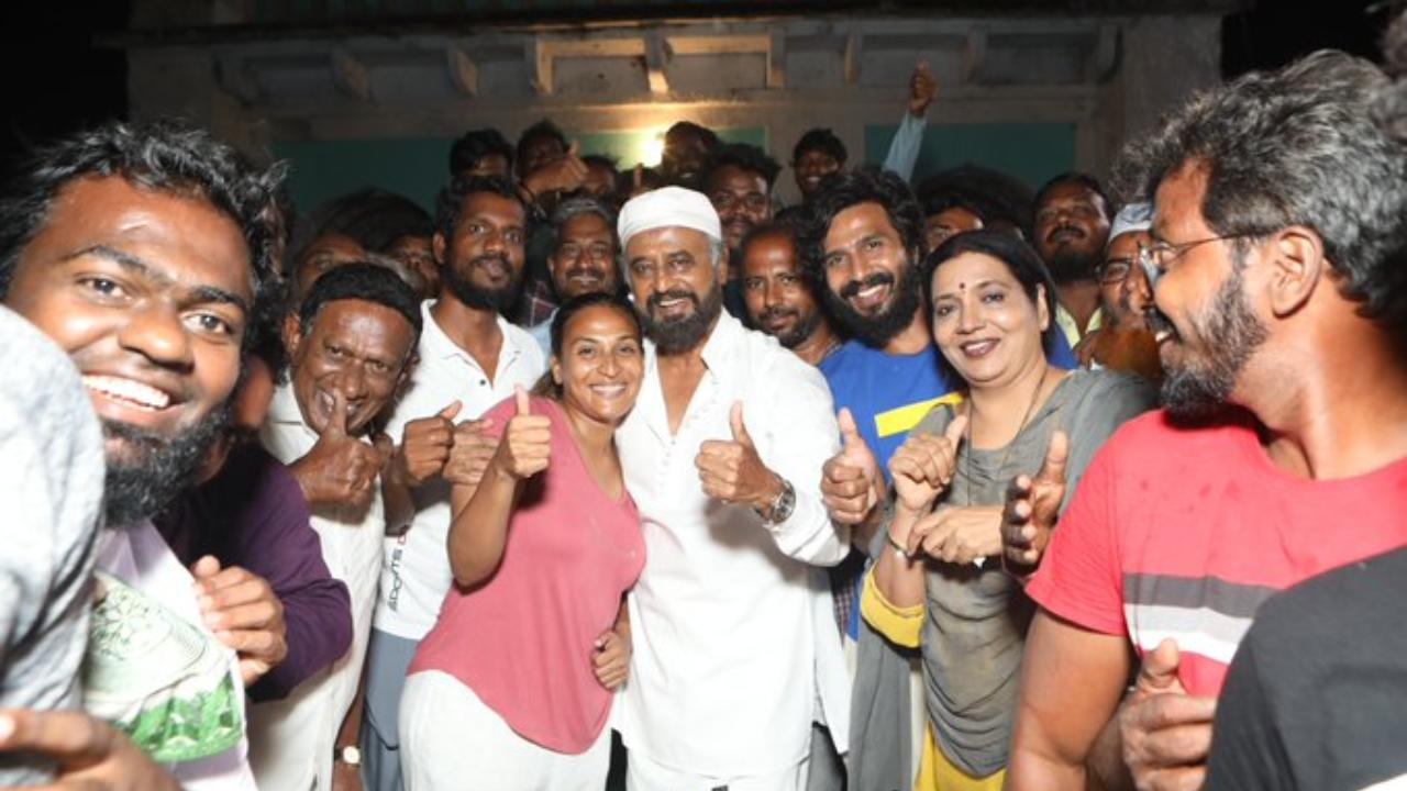Rajnikanth the mega superstar has officially wrapped up shooting for his cameo role as 'Moideen Bhai' in his daughter Aishwarya Rajinikanth's directorial film, ‘Lal Salaam’. Read More