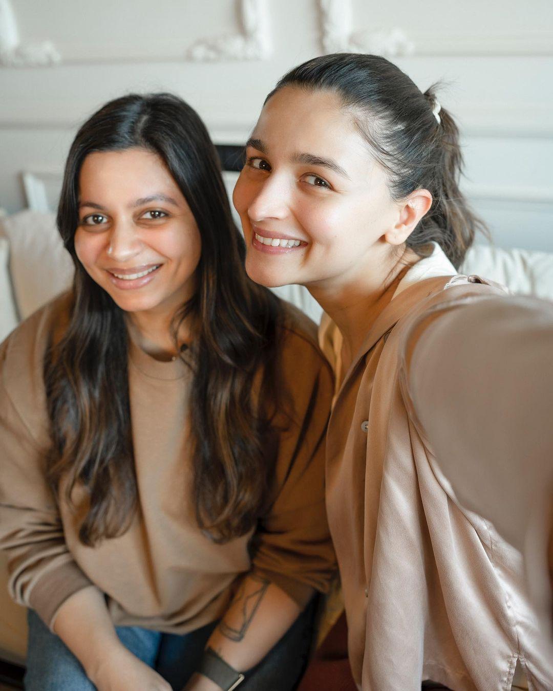 Alia Bhatt and Shaheen Bhatt share a very close bond and are famous for their spontaneous girl's trips and luxurious vacations.