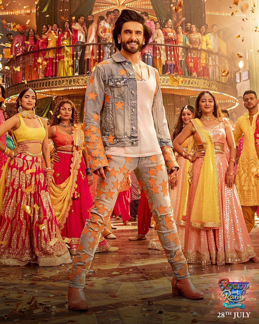 Ranveer Singh dancing, with hundreds of backup dancers, in grand sets, seems to be something we'll get to see a lot in this film