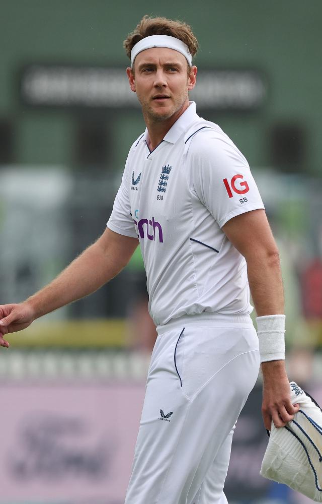 England fast-bowler Stuart Broad is 18 wickets away from completing 600 wickets in Test cricket.