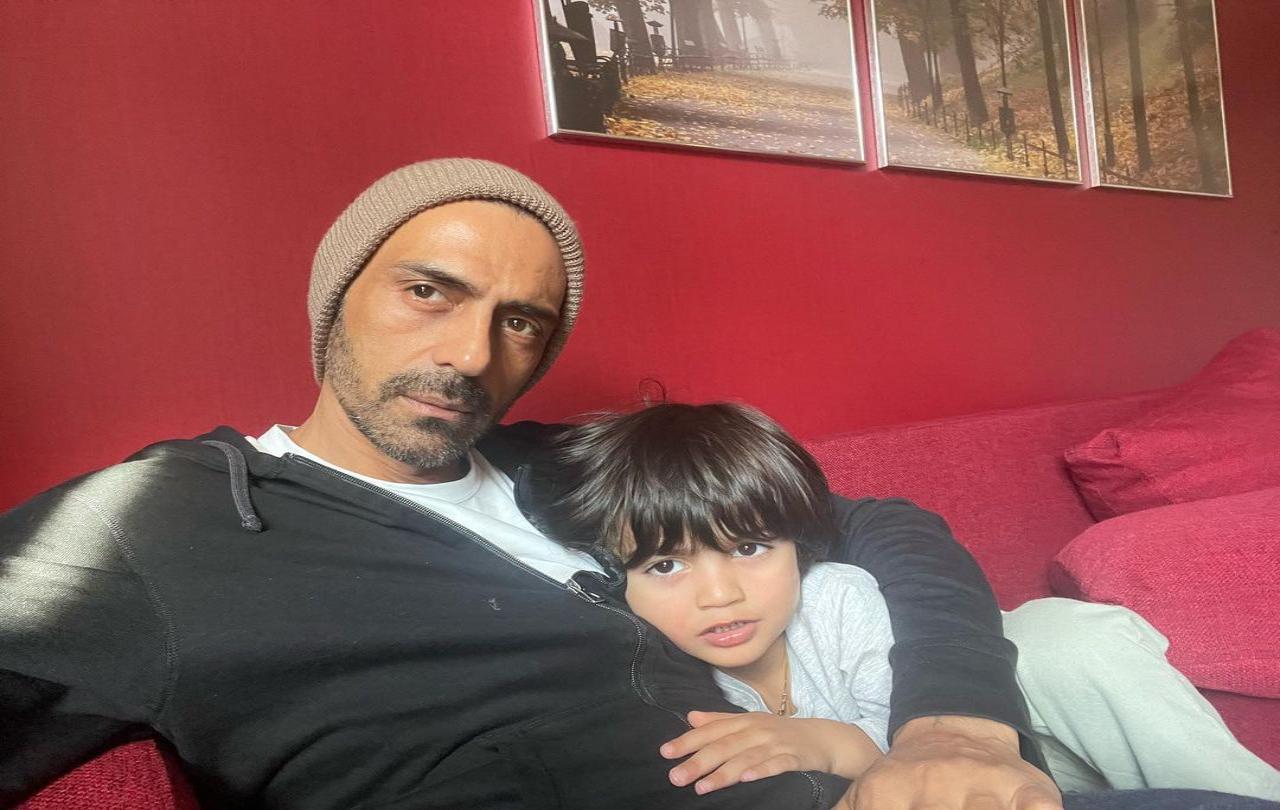Boys in the hood! This is how Arjun captioned this adorable photo of some father-son bonding time. The pair look adorable in contrasting colours of black and white