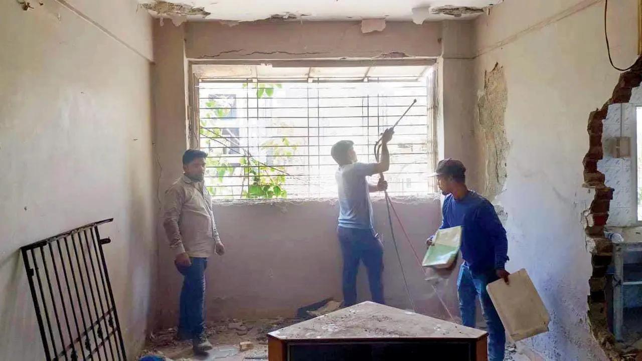 According to the Ulhasnagar Municipal Corporation (UMC) officials, they have identified eight buildings that need to be demolished and 50 that need repairs after complete evacuation