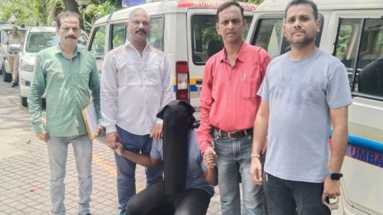 Mumbai: Nigerian national trying to flee with drugs worth over Rs 20 lakh held by ANC officials in Borivali