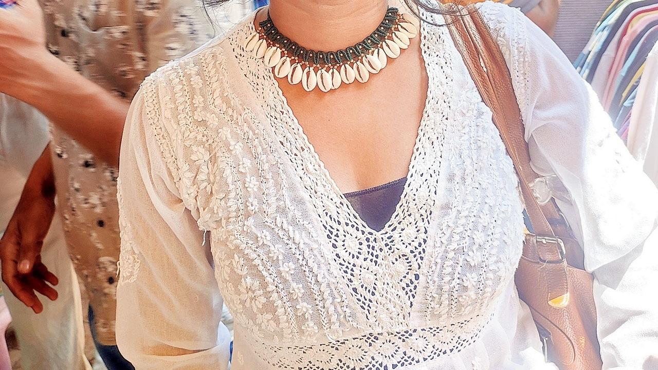 Beads and layered accessories have taken over fashion street markets. From colourful versions and artificial shells, to layered necklaces and cute bracelets, collegians have plenty to pick from. 