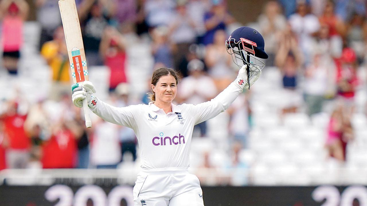 Women’s Ashes: Beaumont’s double ton takes England to 463 on Day Three
