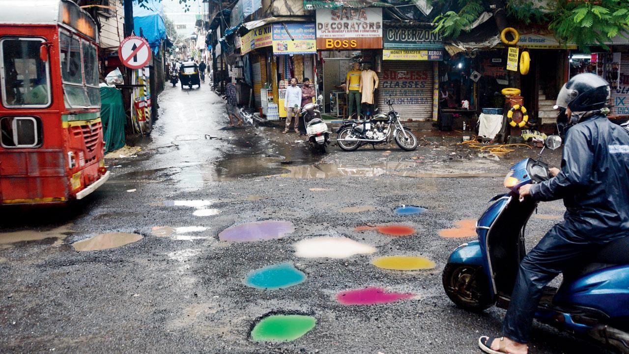 In a press note issued on May 15, P Velarasu, additional municipal commissioner, had instructed the assistant municipal commissioners of 24 wards to identify bad patches of road and to get them repaired by the appointed agency. The BMC also published that it allocated funds amounting to Rs 84 crore to all wards for the work. Velarasu mentioned that the quantity of material allocated is much higher than the demand by ward offices and instructed that all the work is completed within 20 days, before 15 June, as tenders have a work validity period of only 45 days. Pic/Sayyed Sameer Abedi