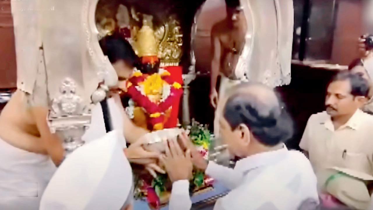 Maharashtra: Not anyone’s B-Team, am on farmers’ team, says KCR in Solapur