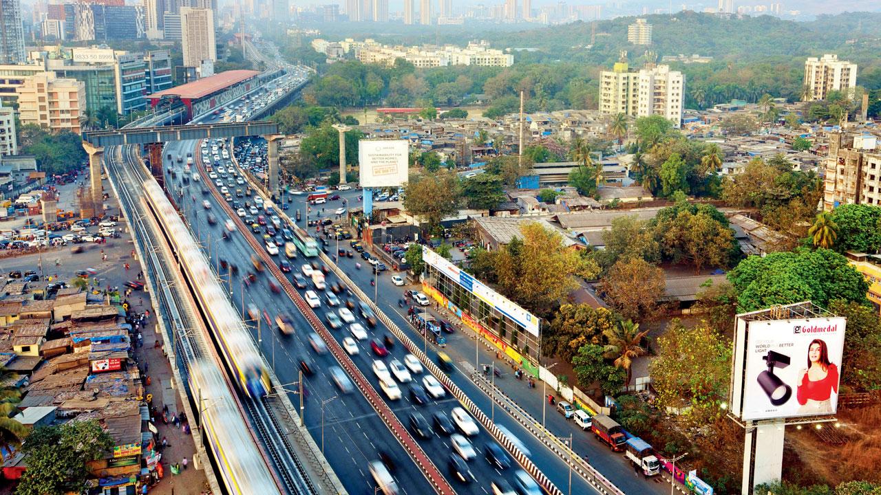 Red Line 7, which connects Dahisar East to Andheri East, on January 22. File Pic/Rane Ashish