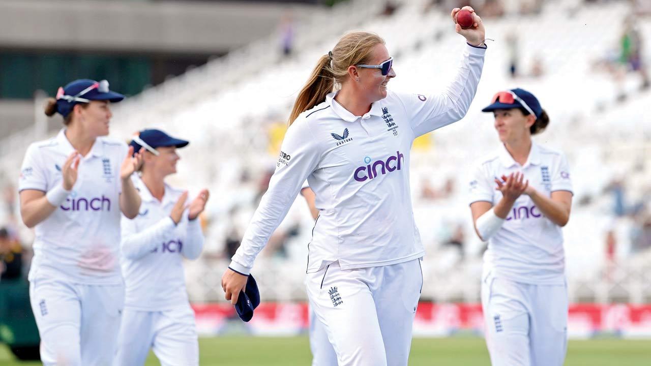 Women’s Ashes: Ecclestone’s picks five as England restrict Australia to 257