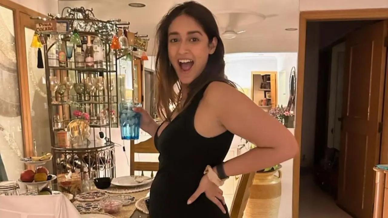 Ileana D’Cruz is currently taking a step back from the life of glamour and immersing herself in a beautiful, important phase of her personal life. D’Cruz took her fan following by pleasant surprise when she announced her pregnancy without disclosing the name of the father in April, earlier this year. Read full story here
 