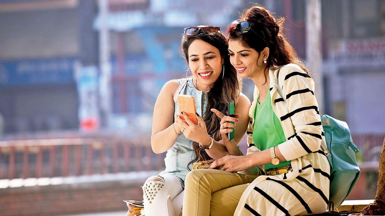 The beauty of ephemeral friendships