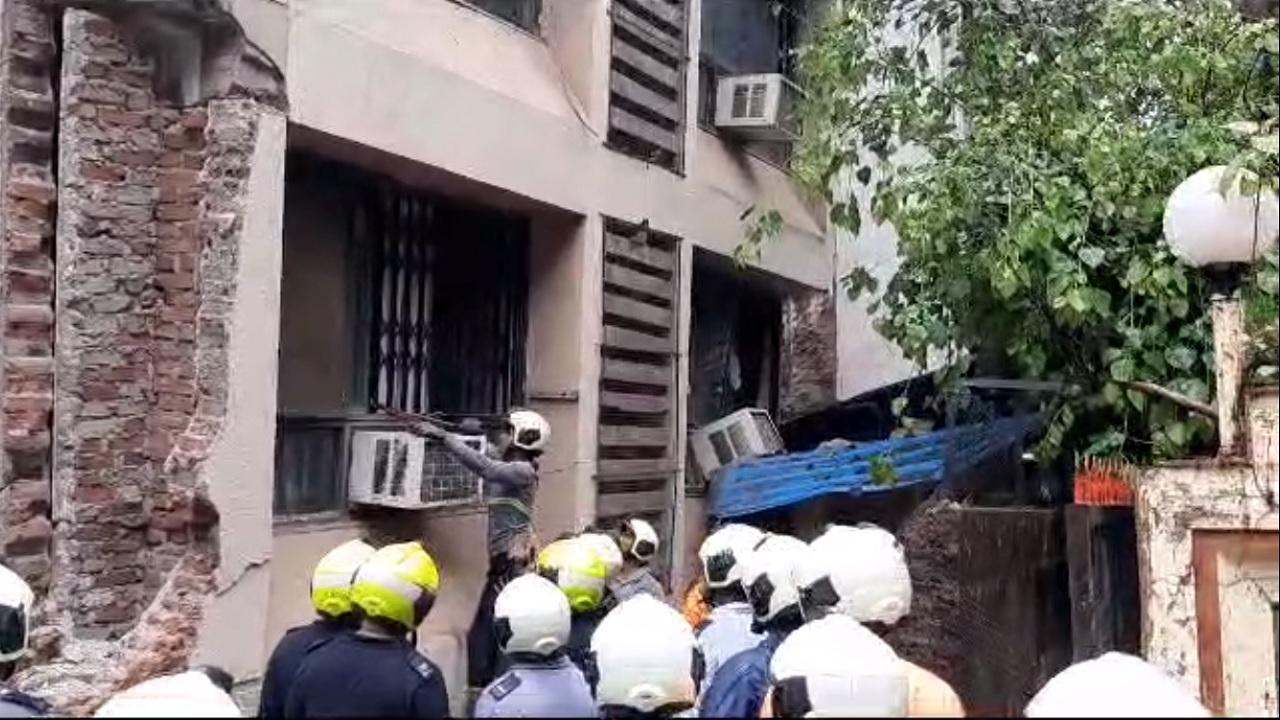 Earlier, heavy rains in several parts of Mumbai on Saturday to the death of two persons who were washed away in a drain. The heavy showers had also caused traffic snarls, tree fall incidents and short circuits, as per officials