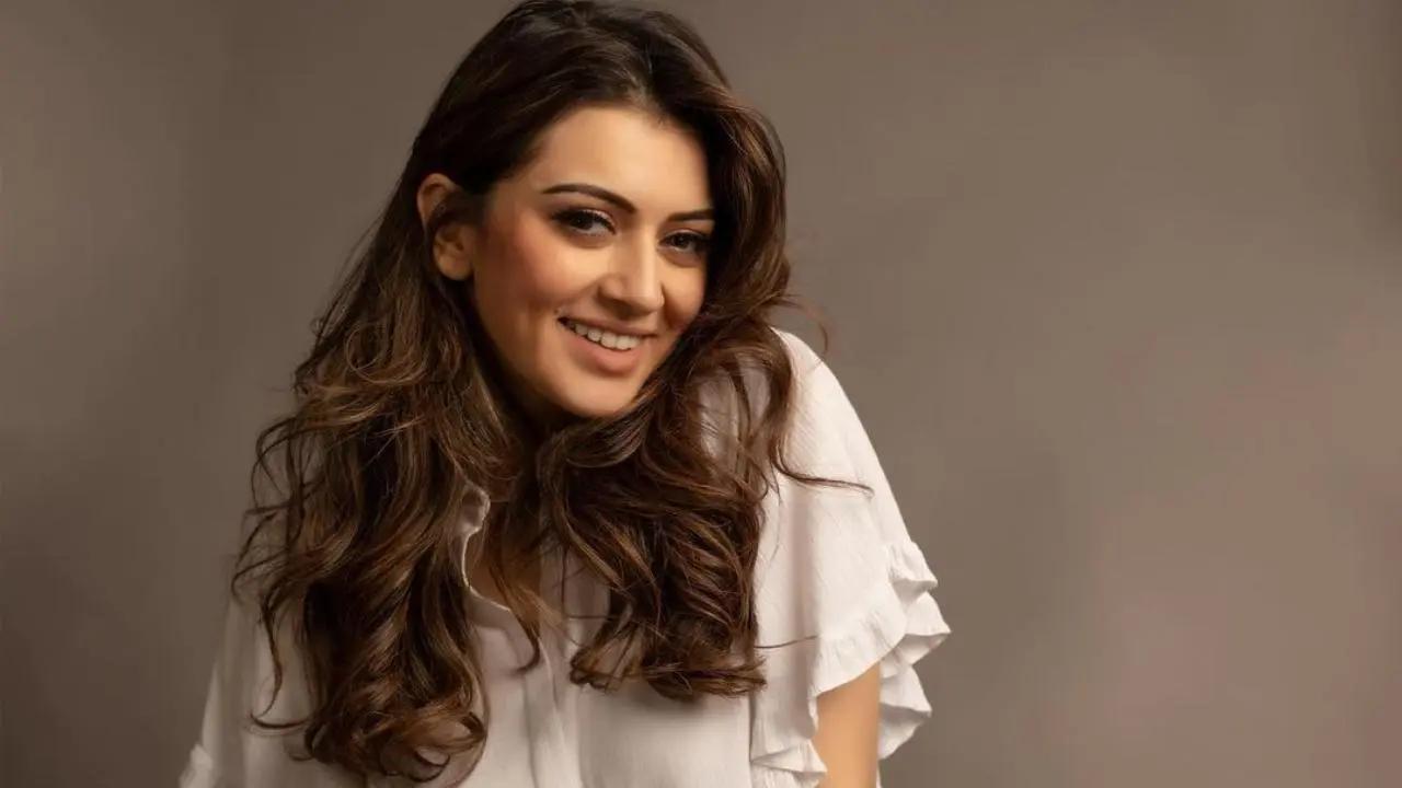 Exclusive! Hansika Motwani recalls her debut with Allu Arjun at 15