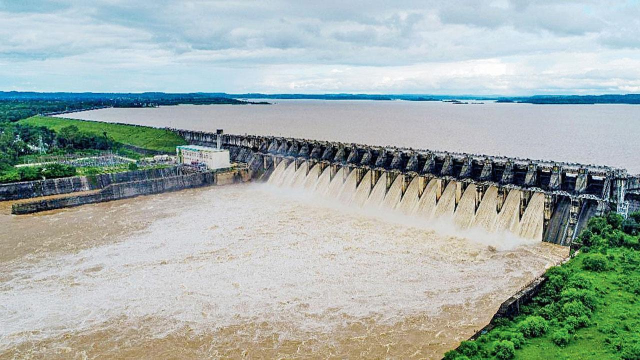Comparatively, the lakes had water stocks of 12 per cent in 2022 and 13 per cent in 2021. The BMC will not wait until the end of July to decide on water cuts but will assess the situation by the end of June. P Velrasu, Additional Commissioner of the BMC, stated, &ldquo;We will closely monitor the rainfall in the catchment areas for another week, consider the patterns of the last few years, and then decide on water cuts by June end.&rdquo;